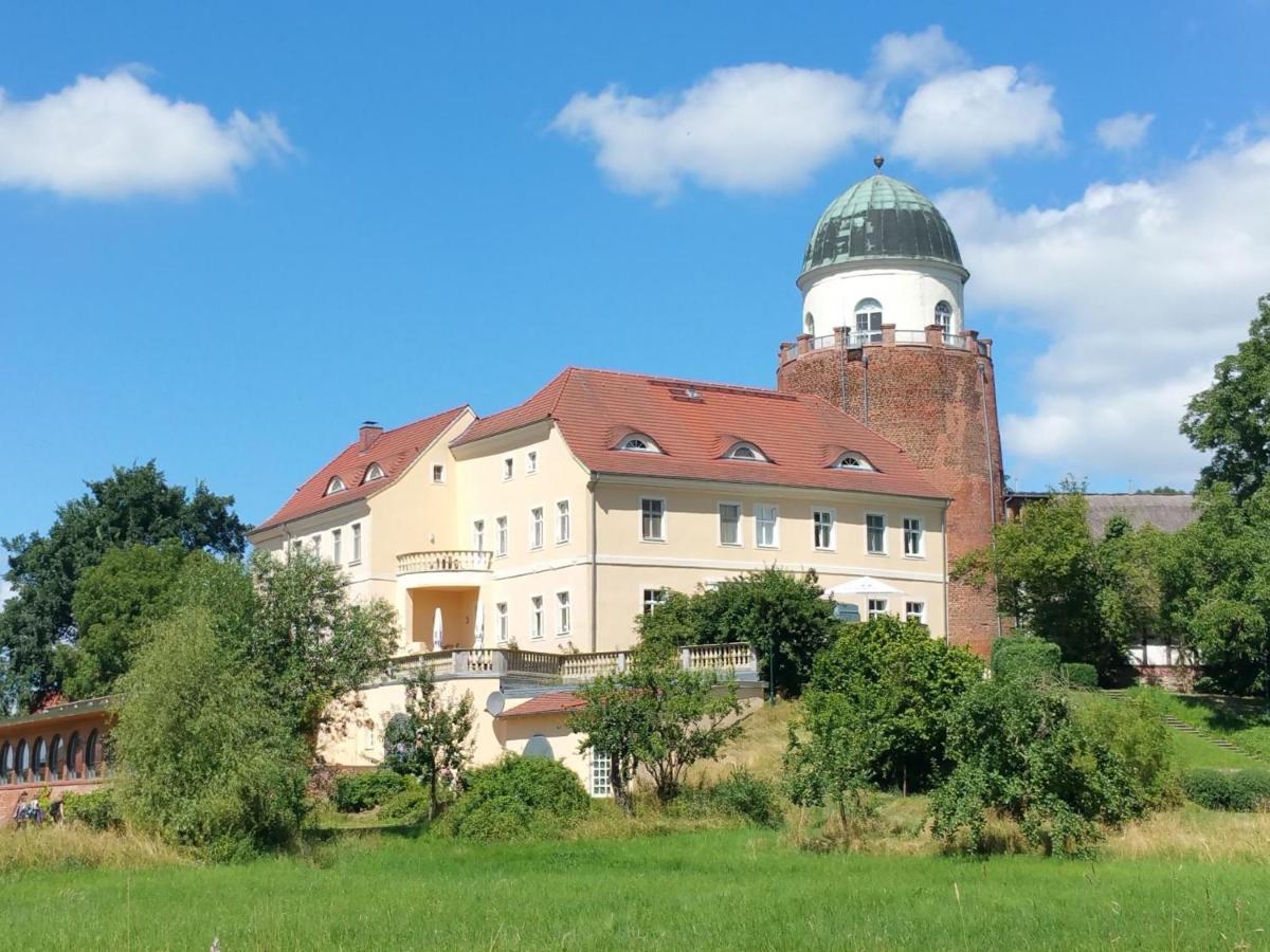 Bund-Ferienwohnung Lenzen Bagian luar foto